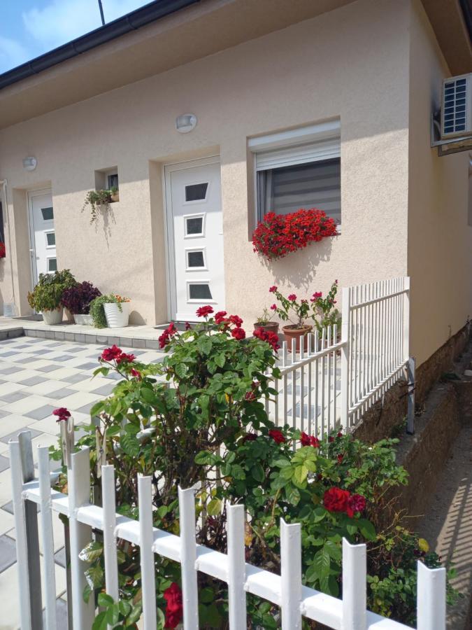 Leda Apartmani سميديريفو المظهر الخارجي الصورة