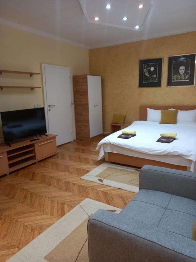 Leda Apartmani سميديريفو المظهر الخارجي الصورة