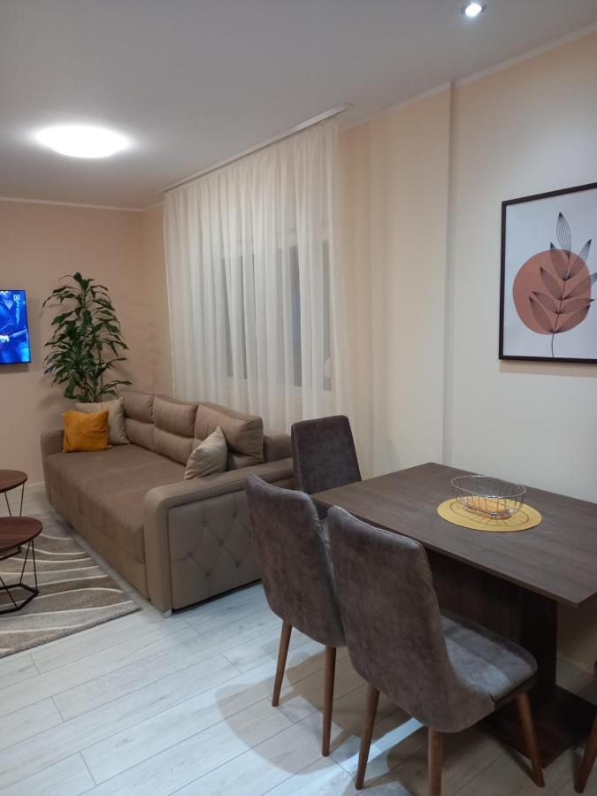 Leda Apartmani سميديريفو المظهر الخارجي الصورة