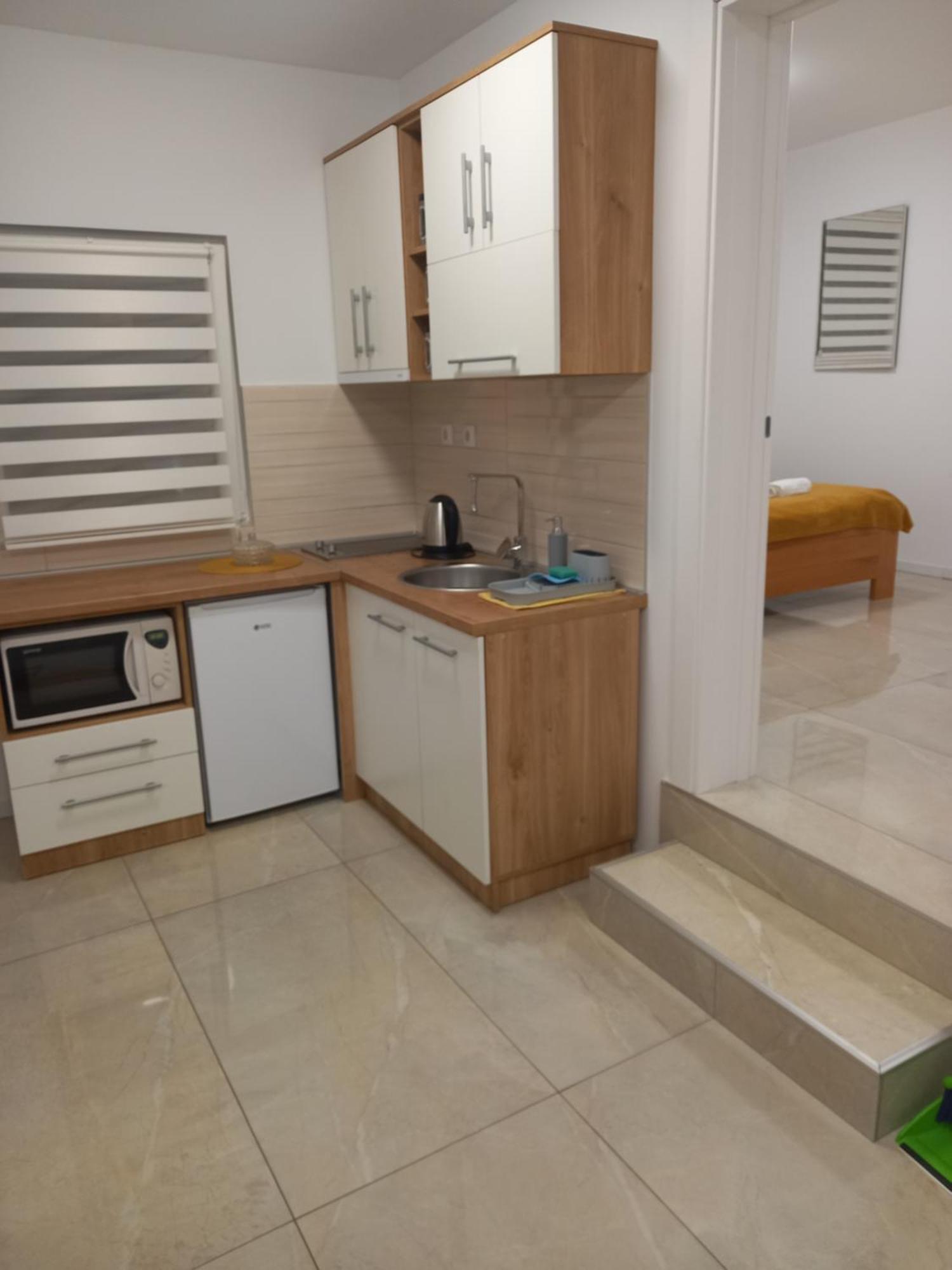Leda Apartmani سميديريفو الغرفة الصورة